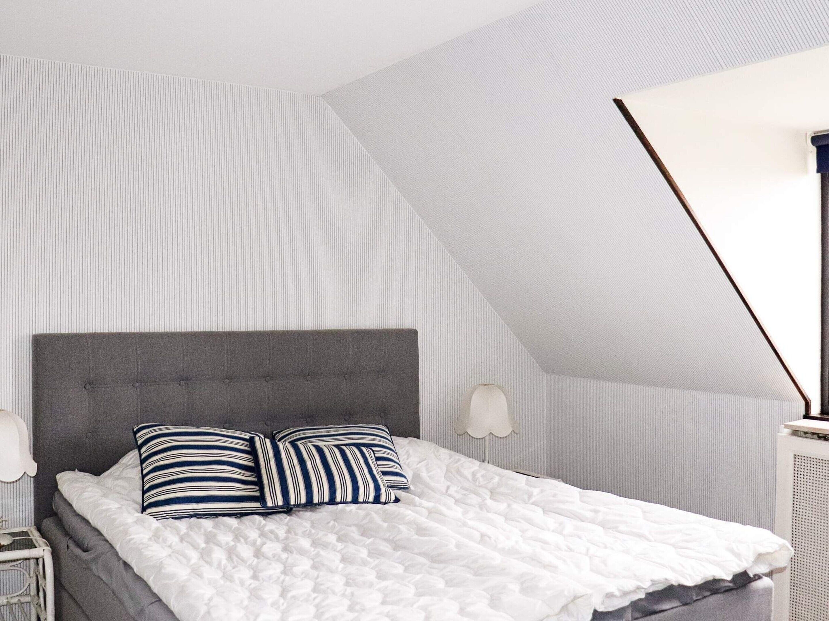 House | 4 bedrooms, individually furnished