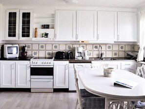 House | Private kitchen - 8 Person Holiday Home in Bastad-by Traum (Bastad)