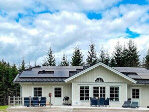 House | Exterior - Family-friendly Home With Nature Views (Ulricehamn)