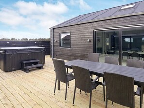 House | Spa treatment - 12 Person Holiday Home in Lokken (Lokken)