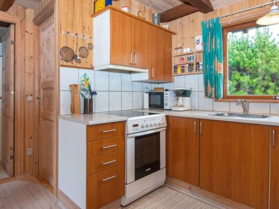 8 Person Holiday Home in Hovborg