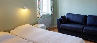 5 Star Holiday Home in Asbro