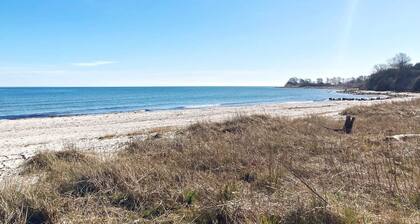 6 Person Holiday Home in Augustenborg