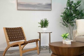 Interior - Beachside Charm Steps to Sand and Shops (San Diego)