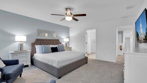 8 bedrooms, laptop workspace, iron/ironing board, bed sheets