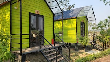 Eco Lakeview | Terrace/patio