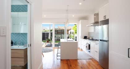 Garden Oasis Sydenham ISYD