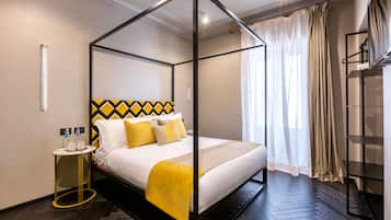 Deluxe-Doppelzimmer | Zimmersafe, Verdunkelungsvorhänge, schallisolierte Zimmer