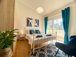 4 chambres, fer et planche à repasser, Wi-Fi gratuit, draps fournis