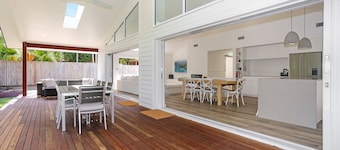 The Beach Nest - a luxurious coastal home away from home