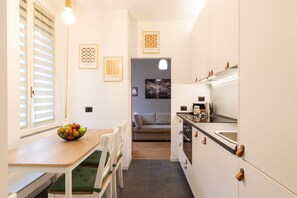 设计公寓 | 私人厨房 | 微波炉、烤箱、炉灶、洗碗机