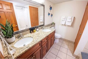 Duschwanne, Haartrockner