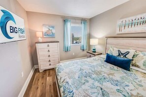 3 bedrooms, iron/ironing board, free WiFi, bed sheets - King Suite 3BR,Direct Oceanfront Views, Remodeled! (Myrtle Beach)