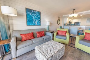 TV - Newly Remodeled 3BR Grand Cayman Modern View Pools (Myrtle Beach)