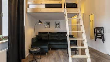 Standard Studio Suite | Iron/ironing board, free WiFi