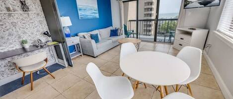 智能電視、 辦公室