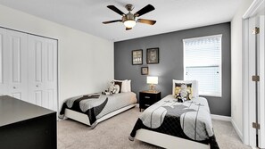 9 bedrooms, laptop workspace, iron/ironing board, bed sheets