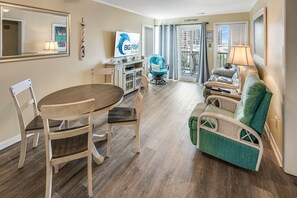 TV - New Ocean View|Pelicans Watch|Pool|Steps to Beach! (Myrtle Beach)