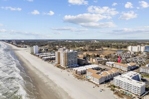 On the beach - New Ocean View|Pelicans Watch|Pool|Steps to Beach! (Myrtle Beach)