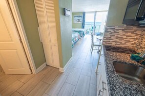 1 camera, una scrivania, ferro/asse da stiro, Wi-Fi gratuito