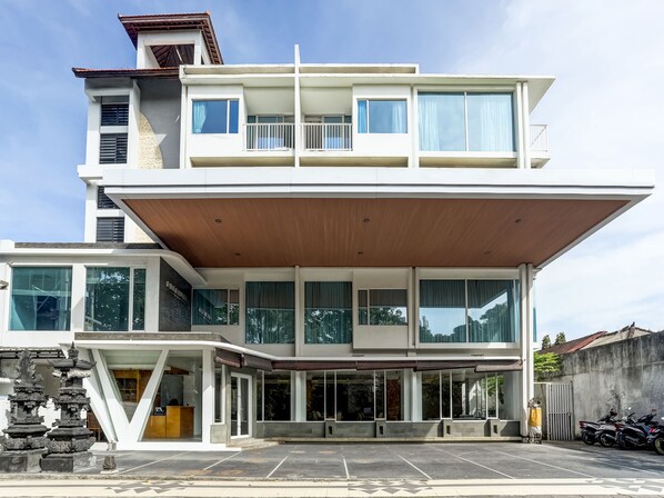 Bagian depan properti