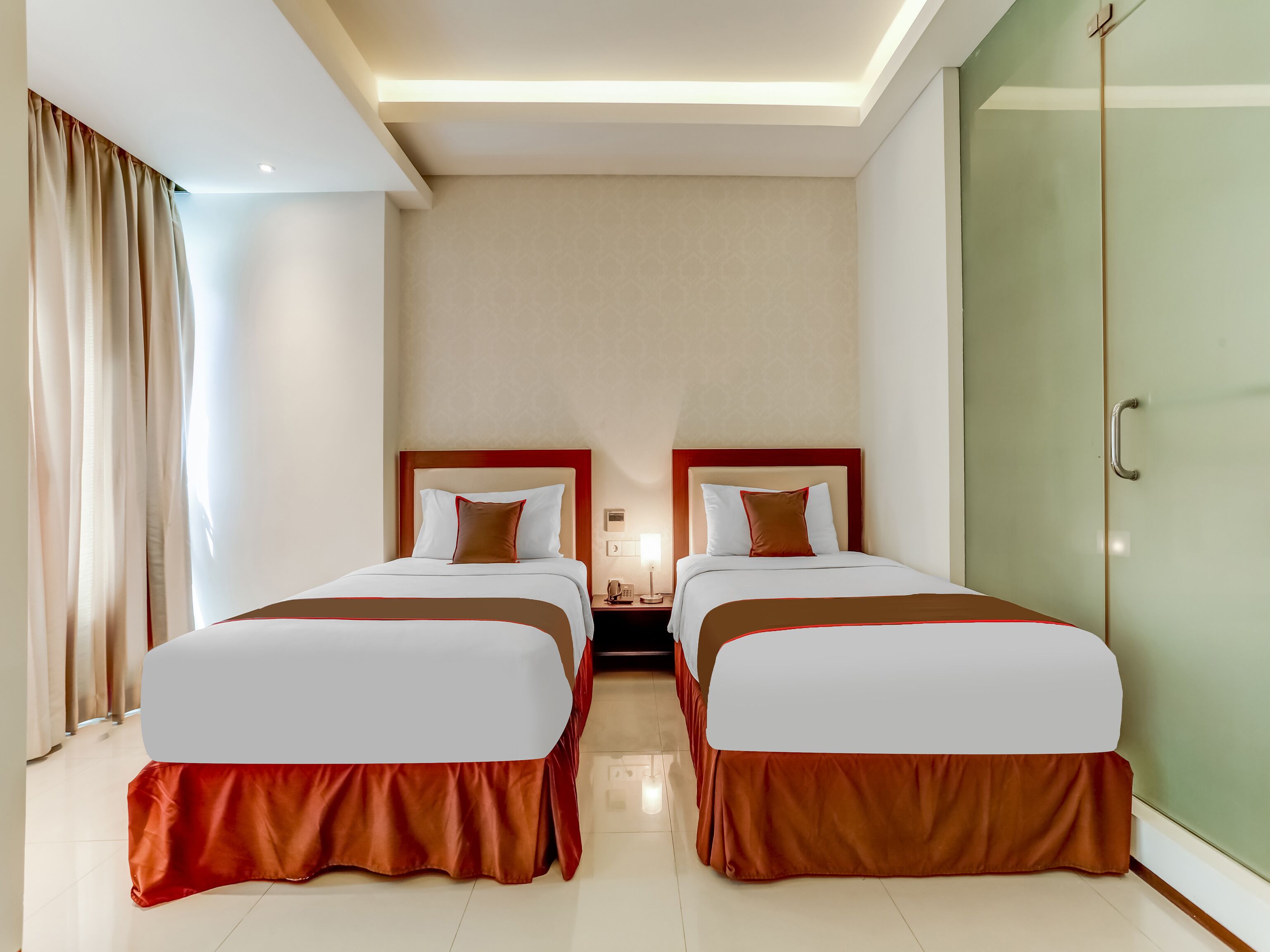 Superior Twin Room | Desk, laptop workspace, free WiFi, bed sheets