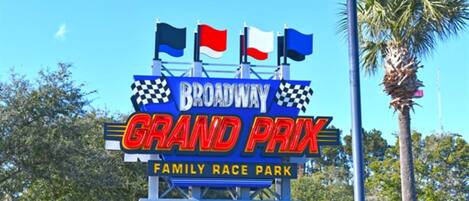 A sign for the Broadway Grand Prix Family Race Park.