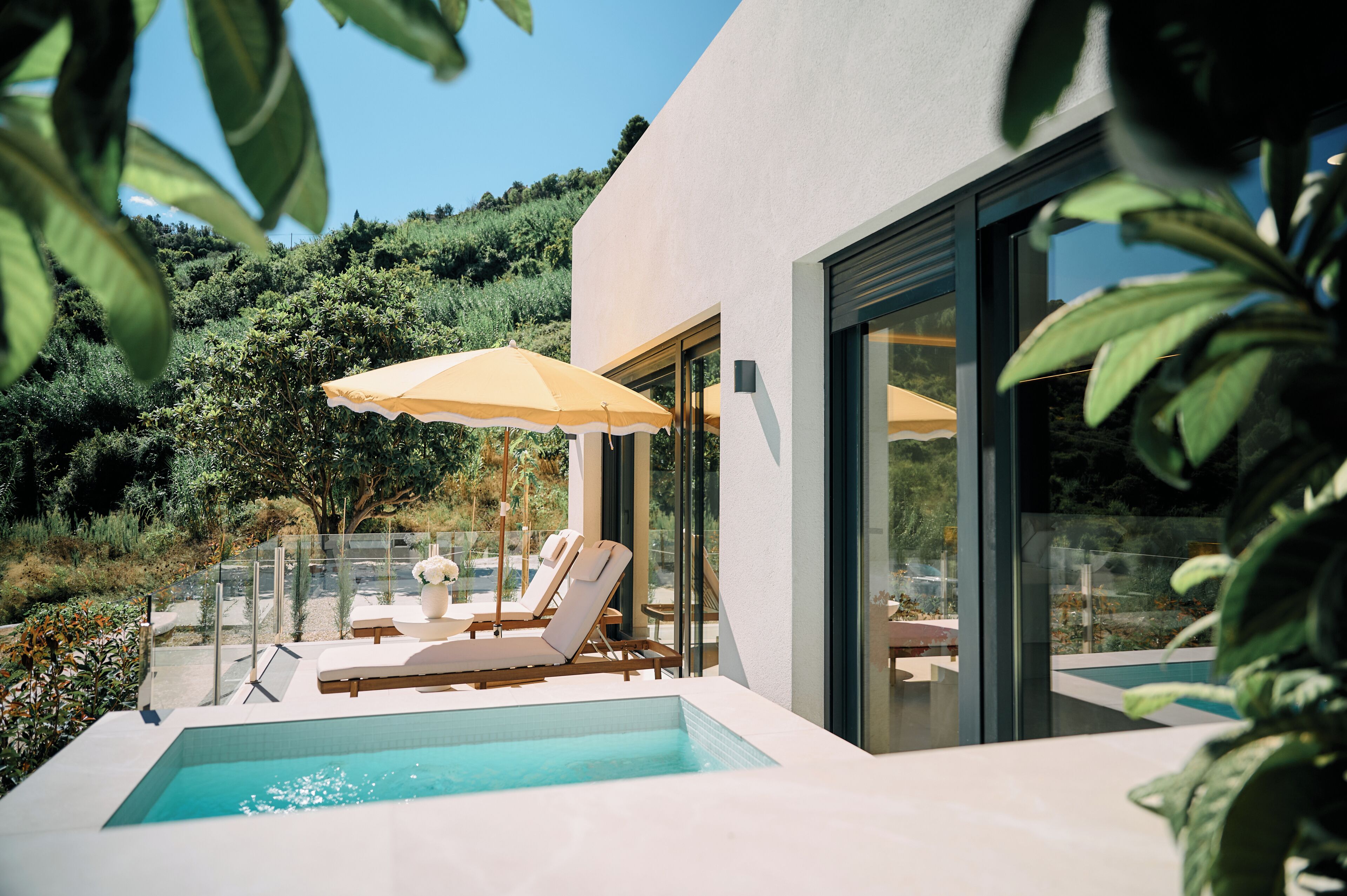 Luxury Studio Suite | Terrace/patio