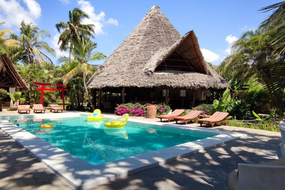 Lions Luxury Eco-Resort & Spa