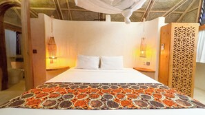 Romantic Double Room | Egyptian cotton sheets, premium bedding, memory-foam beds, in-room safe - Lions Luxury Eco-Resort & Spa (Malindi)