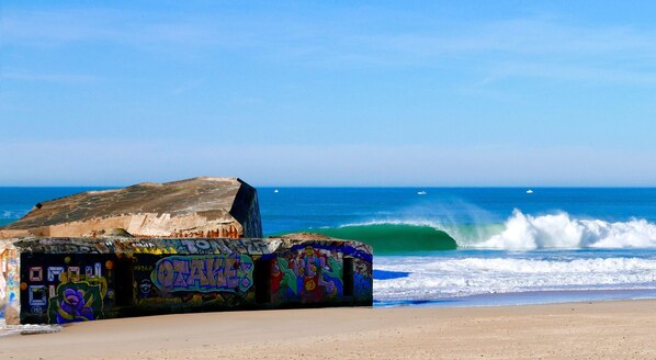 Plage à proximité, chaises longues