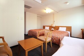 Camera con 2 letti singoli, non fumatori (with Sofa Bed) | Una scrivania, Wi-Fi gratuito, lenzuola