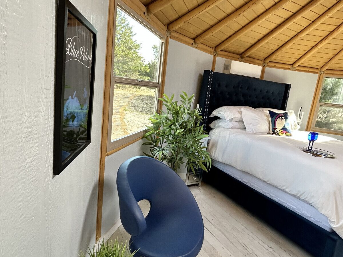 1 habitación, escritorio, wifi gratis y ropa de cama 