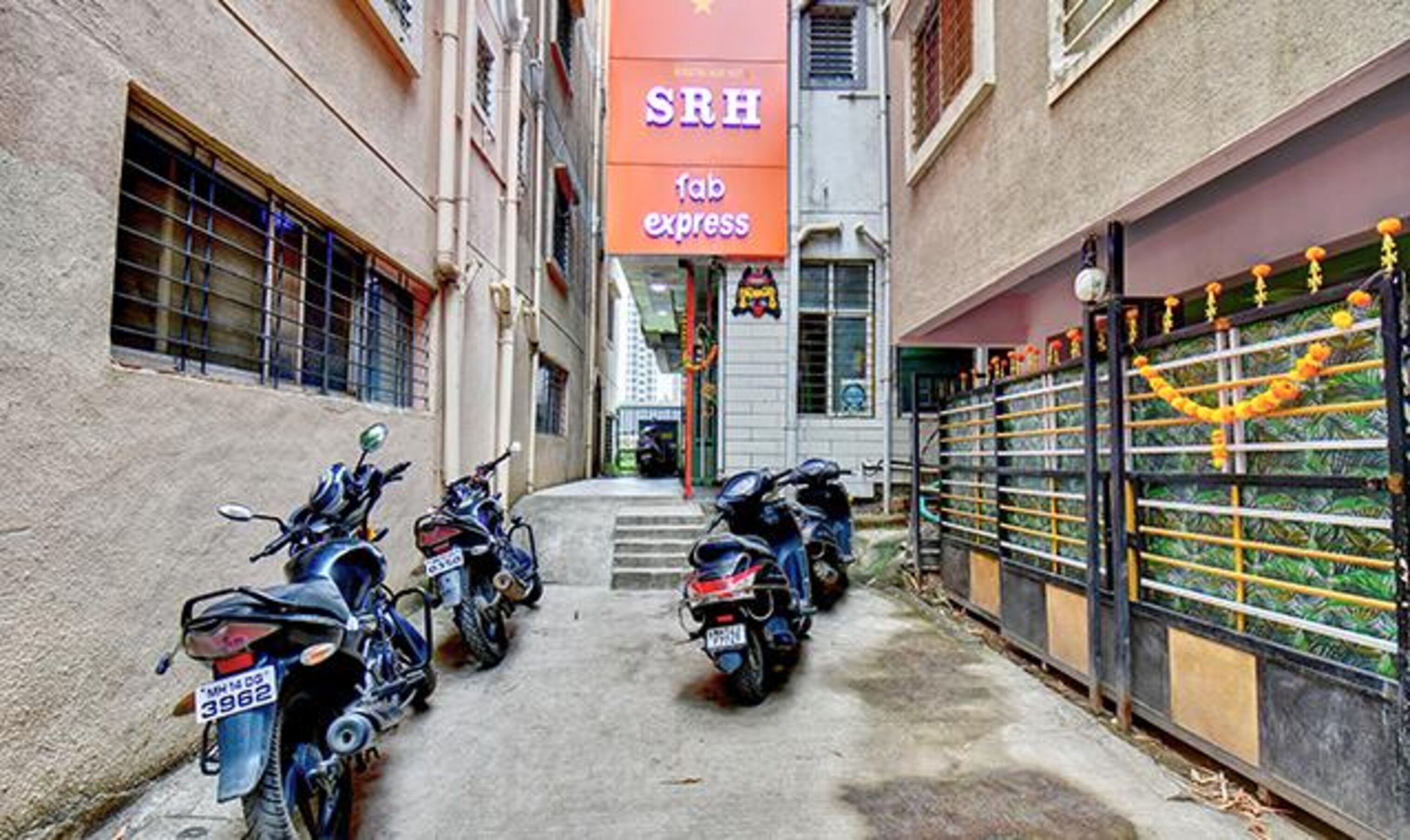 Photo - FabHotel SRH