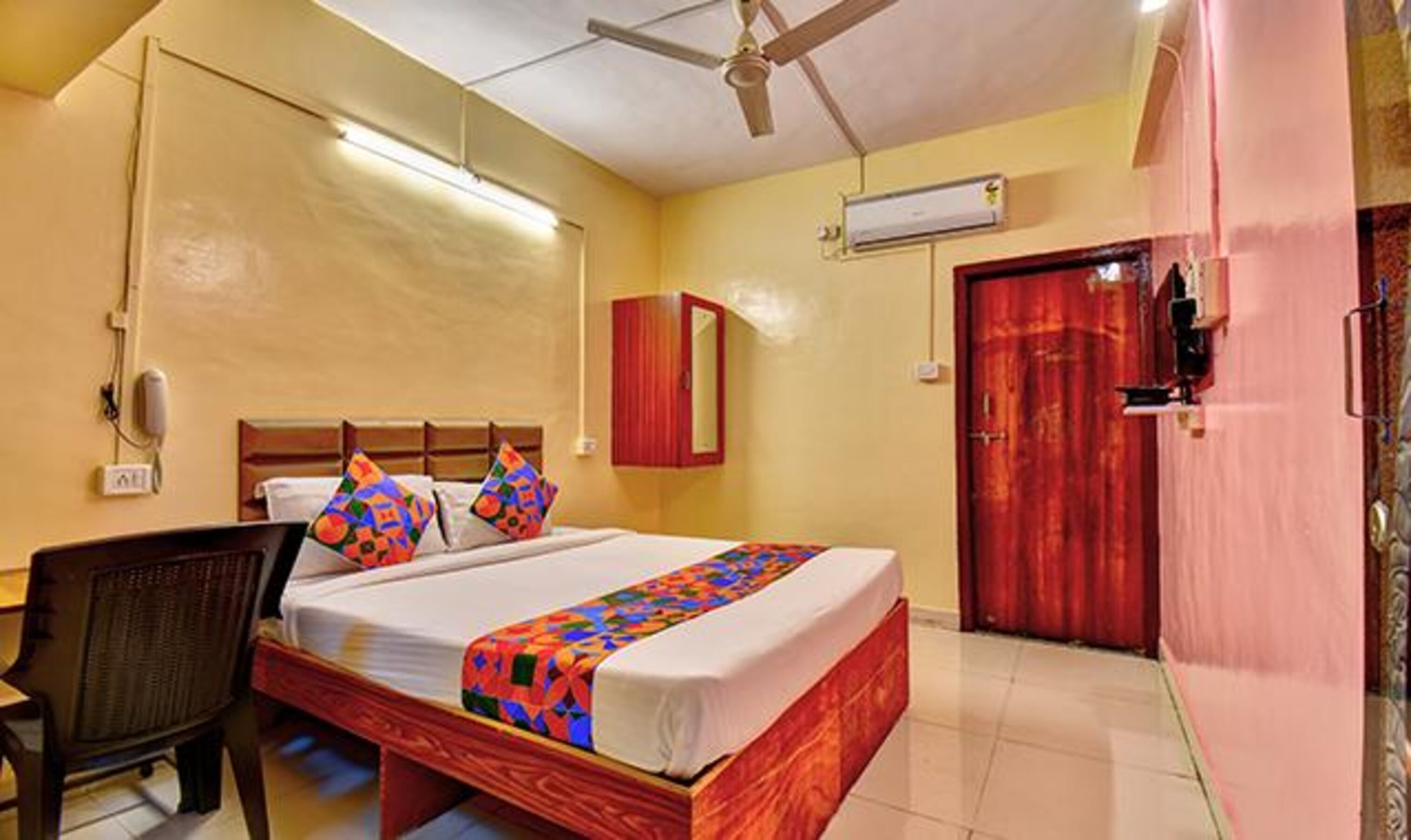 Photo - FabHotel SRH