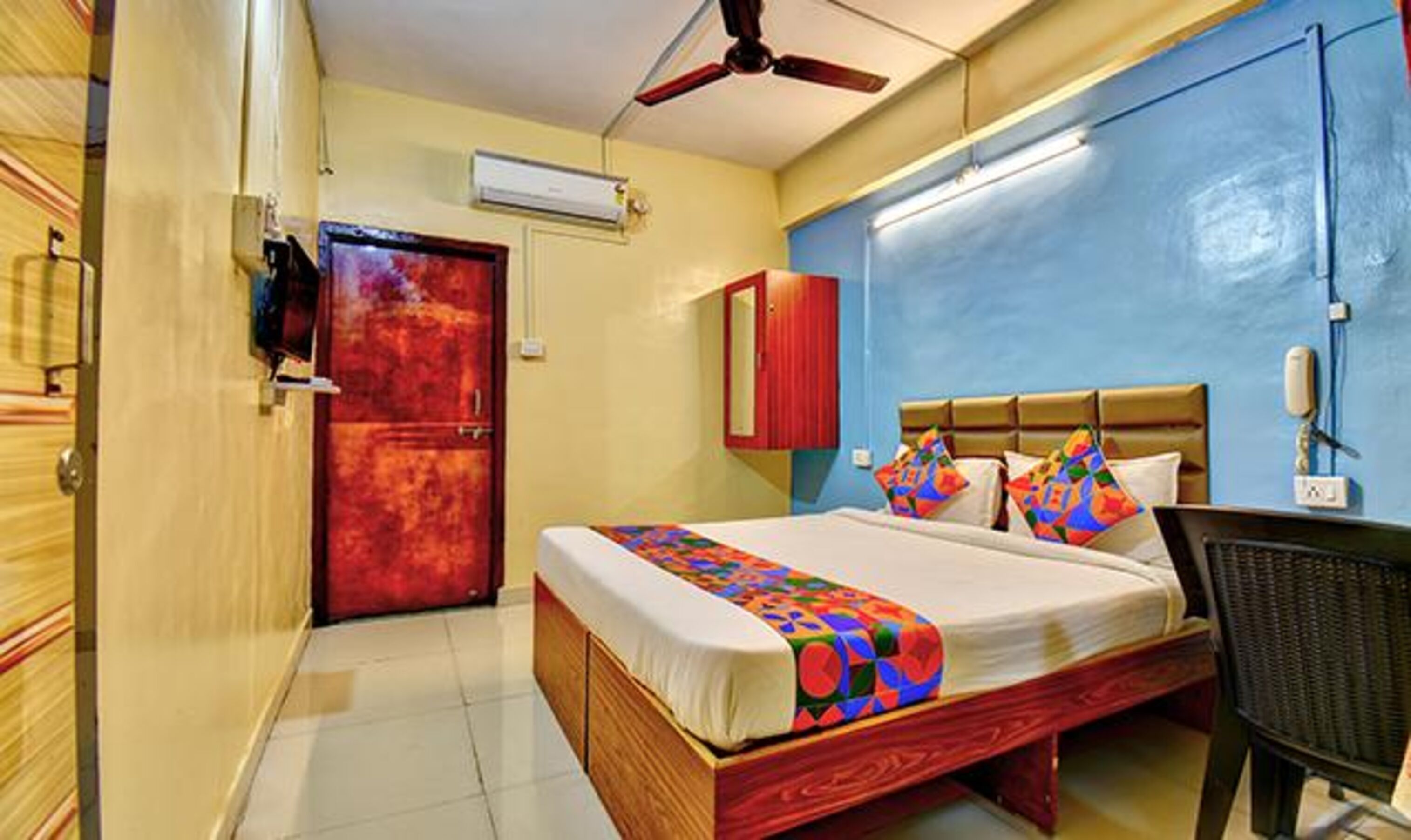 Photo - FabHotel SRH