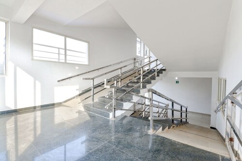 Fabhotel Raj Residency