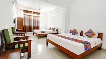 Family Room | Egyptian cotton sheets, premium bedding, in-room safe, desk