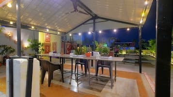 Daily continental breakfast (INR 300 per person)
