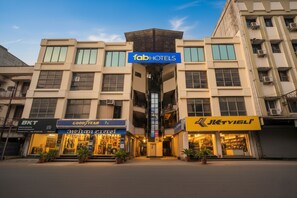 Property entrance - Fabhotel Imperial Regency (Indore)