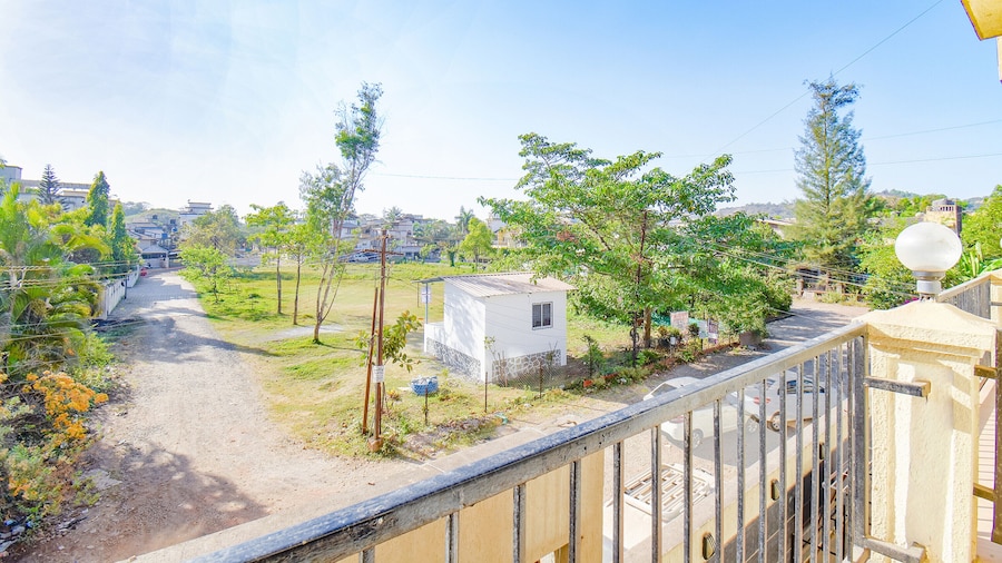 Fabhotel Shree Sai Residency