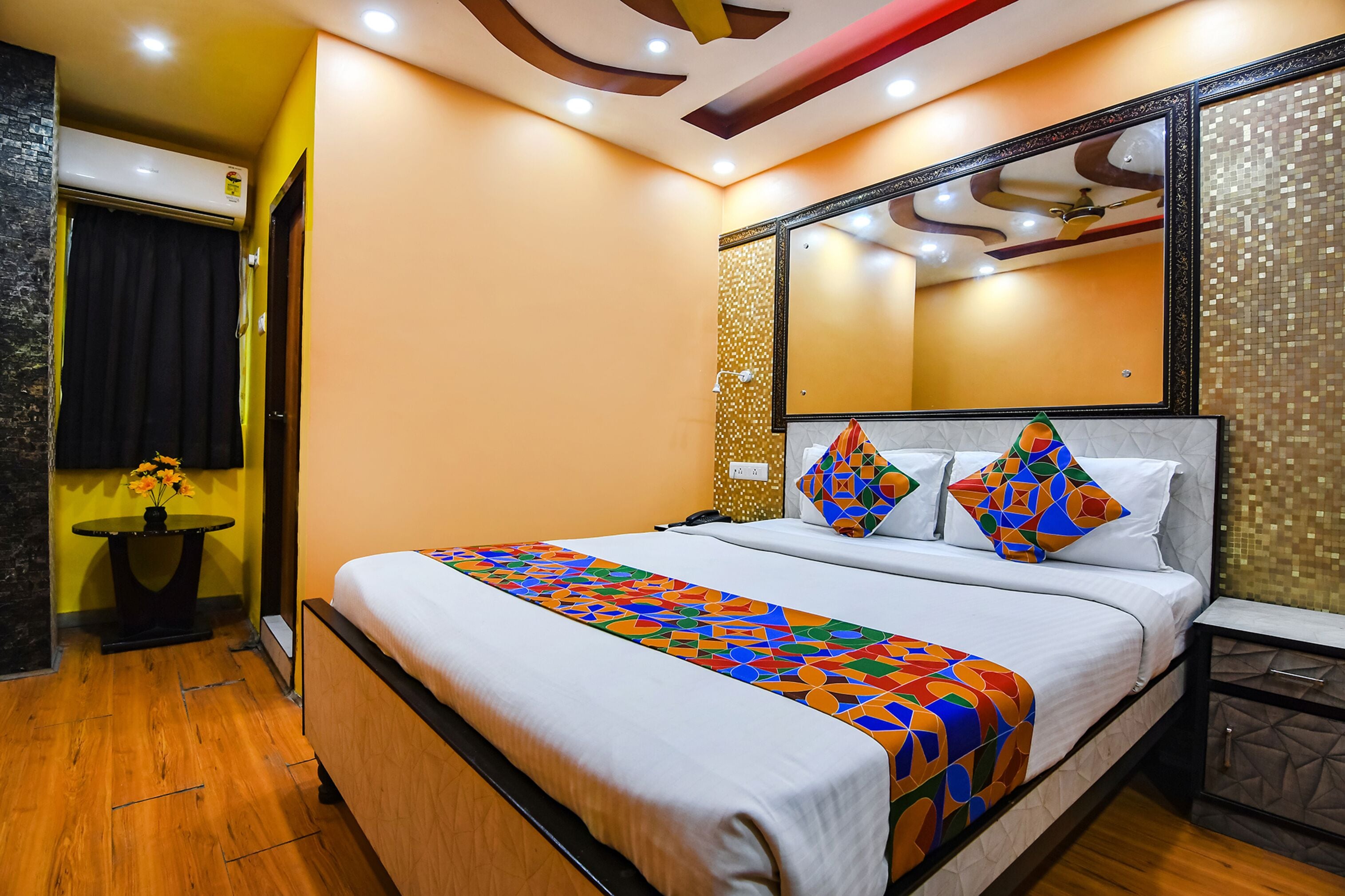 Photo - FabHotel Wild Orchid - 800m from Medica Superspecialty Hospital