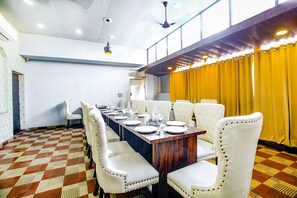 Restaurant - FabHotel Golden Temple Paradise 50 meters from golden temple (Amritsar)