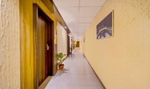 Lobby - Treebo Golden Swan Pammal (Chennai)