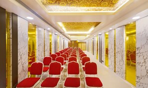 Banquet hall - Treebo Golden Swan Pammal (Chennai)