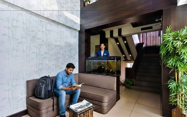 Reception - Fabhotel Sholas Residency I (Ootacamund)