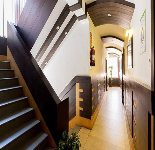 Lobby - Fabhotel Sholas Residency I (Ootacamund)