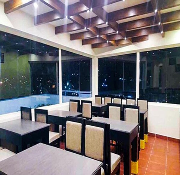 Restaurant - Fabhotel Sholas Residency I (Ootacamund)