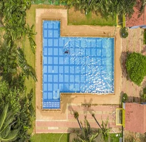 Pool - Fabescape Queens Paradise (Vanur)