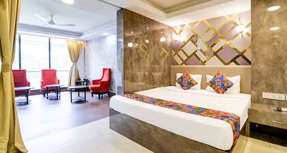 FabHotel Ballygunge Luxury - Behind Punjab Club